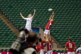A rugby throw in between two women's teams